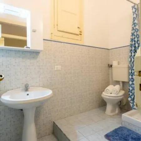 Nowhere Bed & Breakfast 3*