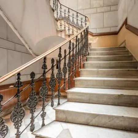 Bed & Breakfast Nowhere